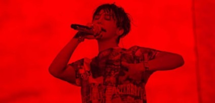 G-Dragon interjút élő nemzet alkalmából a World Tour, yesasia