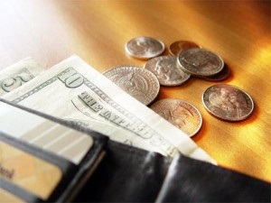 Hogyan kell tartani pénzt otthon és a táskámat (igen) Hogyan kell tartani pénzt otthon és a pénztárca