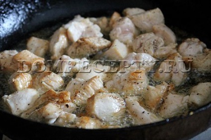 Főzni káposzta, pörkölt, csirke - finom receptet egy fotó
