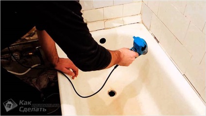 Hogyan ragasztó kerámia frízekkel a fürdő - a megszüntetése a szakadék a fal és a fürdőszoba