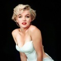 Hogyan készítsünk egy frizura, mint Marilyn Monroe