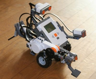 Hogyan készítsünk egy robot Lego