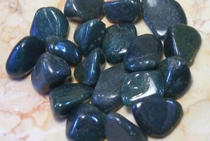 Aventurine kő színek és fajták, mágikus és gyógyító tulajdonságait, ásványi értéke