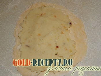 Lazy burgonya pogácsákat, rösztivel recept (pogácsákat) Lazy burgonya sütemény recept sütemény burgonyával
