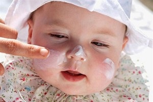 Krém, cseppek, gyógyszerek és gyógyszerkészítmények allergia csecsemők
