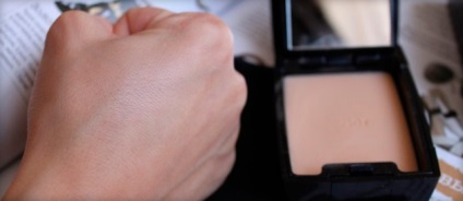 Krém-por, és áttekintést, hogyan kell kiválasztani a legjobb Max Factor, Avon, Meri Key és fátyol (vélemény) (felső) Krém-por, és áttekintést, hogyan kell kiválasztani a legjobb Max Factor, Avon, Meri Key és fátyol (vélemény)