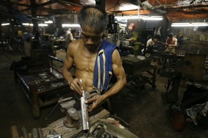Craft termelés fegyverek a Fülöp-szigeteken - hírek képekben