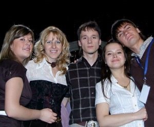 KVN Fedor Dvinyatin - a csapat, a történelem folyamán és eredmények (történelem) KVN Fedor Dvinyatin - a csapat, a történelem folyamán és eredmények