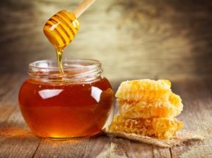 Méz és cukor a hasonlóságokat és különbségeket, a sport és az egészség