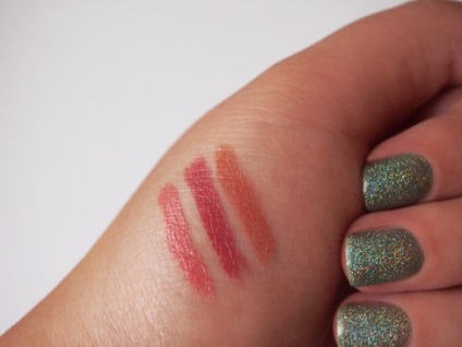 Saját rúzs Maybelline színű szenzációs és szájfény Maybelline színű szenzációs zamatos (ragyog) Saját rúzs Maybelline színű szenzációs és szájfény Maybelline színű szenzációs zamatos