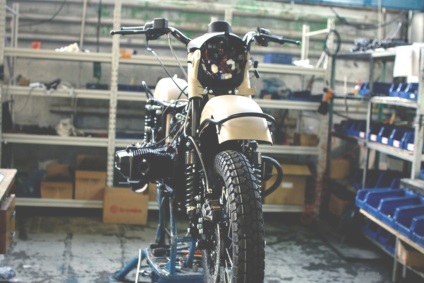 Mototsikal ural termelés fotó felülvizsgálat (Ural) Mototsikal ural Fotók termelés