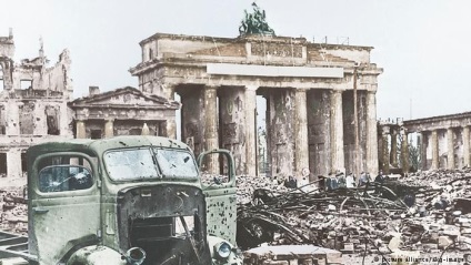 Feliratokat a Reichstag, a turista egy jegyzetet, dw