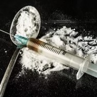 heroin túladagolás