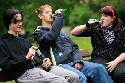 Serdülő és az alkohol összeegyeztethetetlen fogalmak, amelyek a szülők