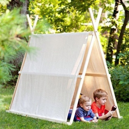 Egyszerű nyári pavilon sátor fából gyerekeknek saját kezűleg