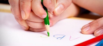 Fejleszteni kéz írásbeli feladatok és szimulátorok