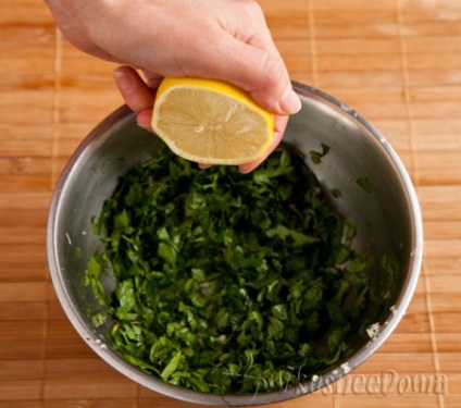 Saláta garnélával és paradicsommal recept egy fotó