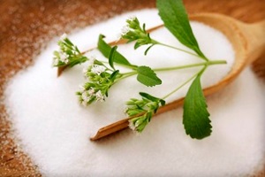 Stevia használata és a káros füvek méz, cukor helyettesítő alkalmazás a tabletták, por, és (kár) Stevia előnyei és hátrányai a méz fű, a használata édesítőszerként a tabletták, por,