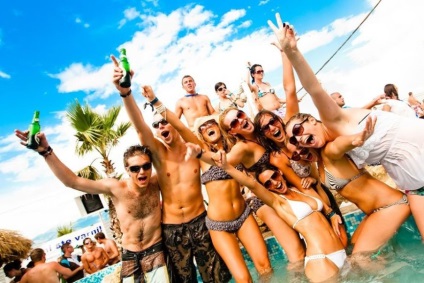 A forgatókönyv és a végrehajtása egy beach party (forgatókönyv) A forgatókönyv és a végrehajtása egy beach party