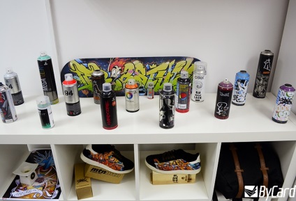 Utcai művészek otthon nem festeni a falakat - napi híreket (graffiti esemény) Utcai művészek otthon nem festeni a falakat - napi híreket