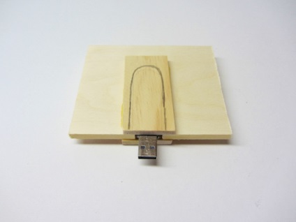 Tok USB flash meghajtó a kezeddel, a nap festékek (USB-cover) Tok USB flash meghajtó a kezeddel, a nap festékek