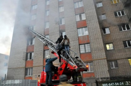 Якими бувають сучасні пожежні автодрабини