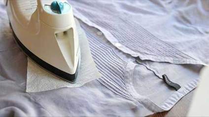 Hogyan mossa ruháit friss a gyanta, a régi foltok, eszközök