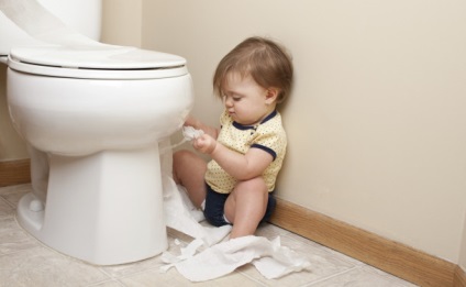 Hogyan kell tanítani a gyermeket, hogy a WC-kalauz szülőknek