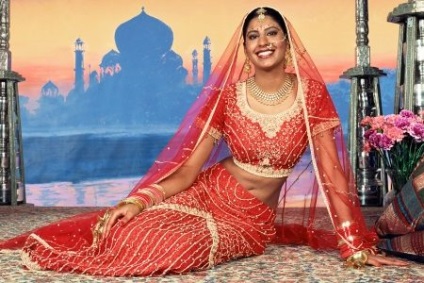 Indiai ruha vagy népviselet India (45 fotó) a lányok, nők és férfiak, az oldalak indiai