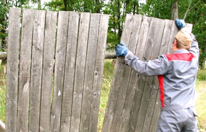 Javítása a kerítés a ház