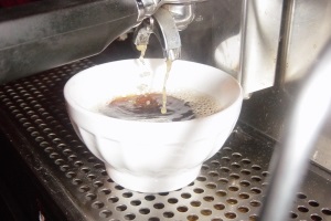 Receptek kávét a kávéfőző, hogyan kell főzni a legnépszerűbb kávé italok
