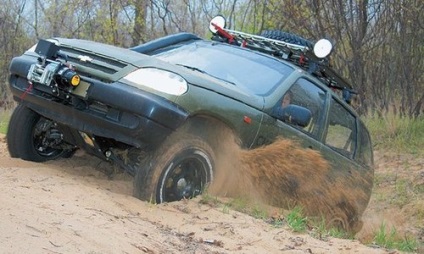 Tuning chevy niva trófea - iszappakolás fél citrom