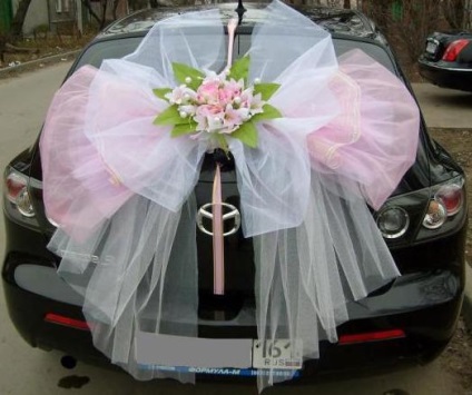 Autó dekoráció - menyasszony és a vőlegény - ötletek egy esküvő - esküvői ragyogó