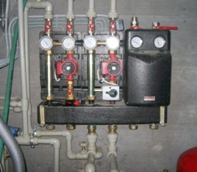 Kiválasztás egy pumpáló csoport fűtési rendszer