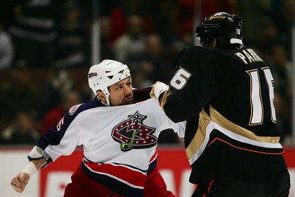 Top 10 NHL kemény fiúk XXI század - hoki korcsolya nélkül - blogok (Age) Top 10 NHL kemény fiúk XXI század - hoki korcsolya nélkül - blog