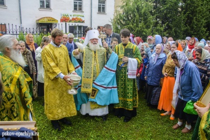 Augusztus 2, 2017, ünnepe Szent Illés próféta metropolita Pszkov és Porkhov