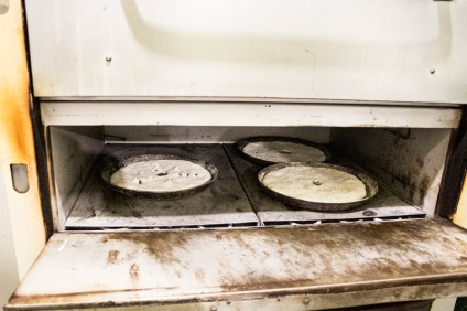 8 Parts oszét torta, élelmiszer lovas (étel) 8 rész oszét pite, élelmiszer lovas