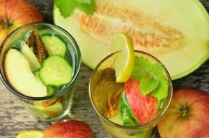 Melon - előnyei és hátrányai illatos gyümölcs