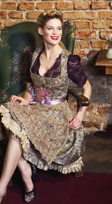 Dirndl, vagy egy kicsit a német stílus, stilouette stylist szolgáltatások online, Németországban és Frankfurt (dirndl) Dirndl, vagy egy kicsit a német stílus, stilouette stylist szolgáltatások online, Németországban és Frankfurt
