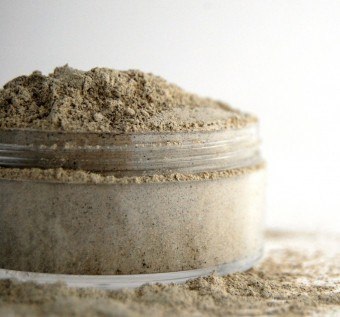 Clay Hair mágikus por belsejébe (agyag meleg desztillált) Clay Hair mágikus por belsejébe