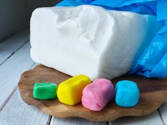 Eszközök öntött, amire szükségük van (szerszámok öntött munka kezük meghatározott modellezési tortát díszítő modellezés botok) Eszközök öntött, amire szükségük