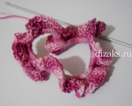 Hogyan lehet lekötni egy horog scrunchy (haj) Hogyan lehet lekötni egy horog scrunchy