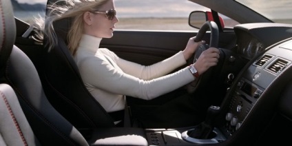 Hogyan lehet megtanulni a biztonságos vezetésre a kormány mögött egy autó