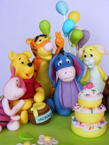 Hogyan készítsünk egy öntött a hősök a Disney rajzfilm Micimackó (kézi) Hogyan készítsünk egy öntött a hősök a Disney rajzfilm Micimackó