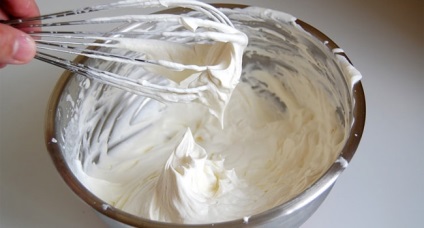 Hogyan készítsünk egy krémes sajt torta lépésről lépésre recept fotók