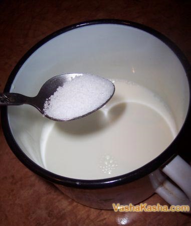 Főzni búzadara tejjel baba recept ízletes tápláló ételeket (gríz) Főzni búzadara egy recept a finom tápláló tej, bébiétel