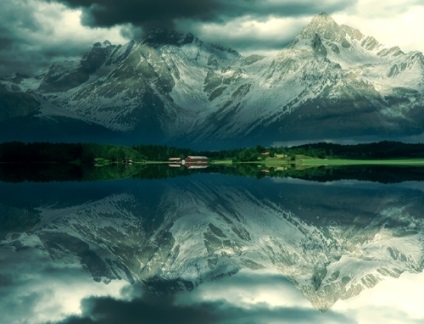 A photoshop, hogy a tükörképét a vízben