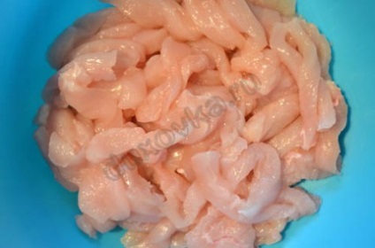 Tészta csirkével - recept lépésről lépésre képek (szójaszósz kanál) Tészta csirkével - recept lépésről lépésre fotók