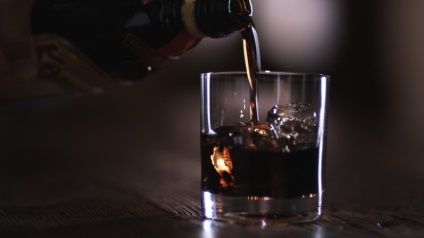 Likőrök Kahlua jellemzői, fajtái, a történelem, a kultúra az ivóvíz (Kahlua) Likőrök Kahlua jellemzői, fajtái, a történelem, a kultúra az ivóvíz