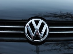 Két hyundai solaris és kia rio Dmitrij úgy döntött, „német fogoly» Volkswagen Polo